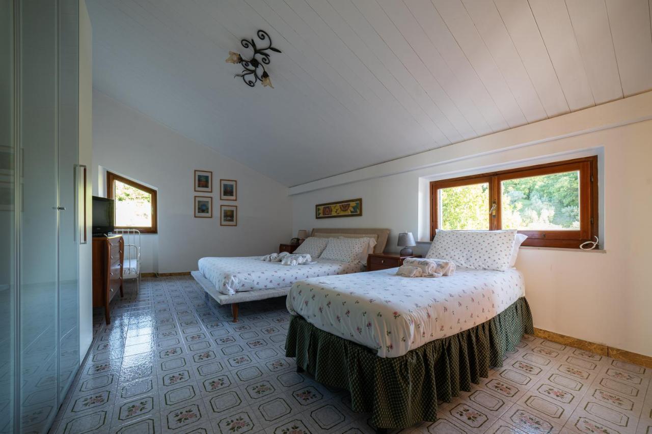 Casa Clara Villa Montecchio  Bagian luar foto